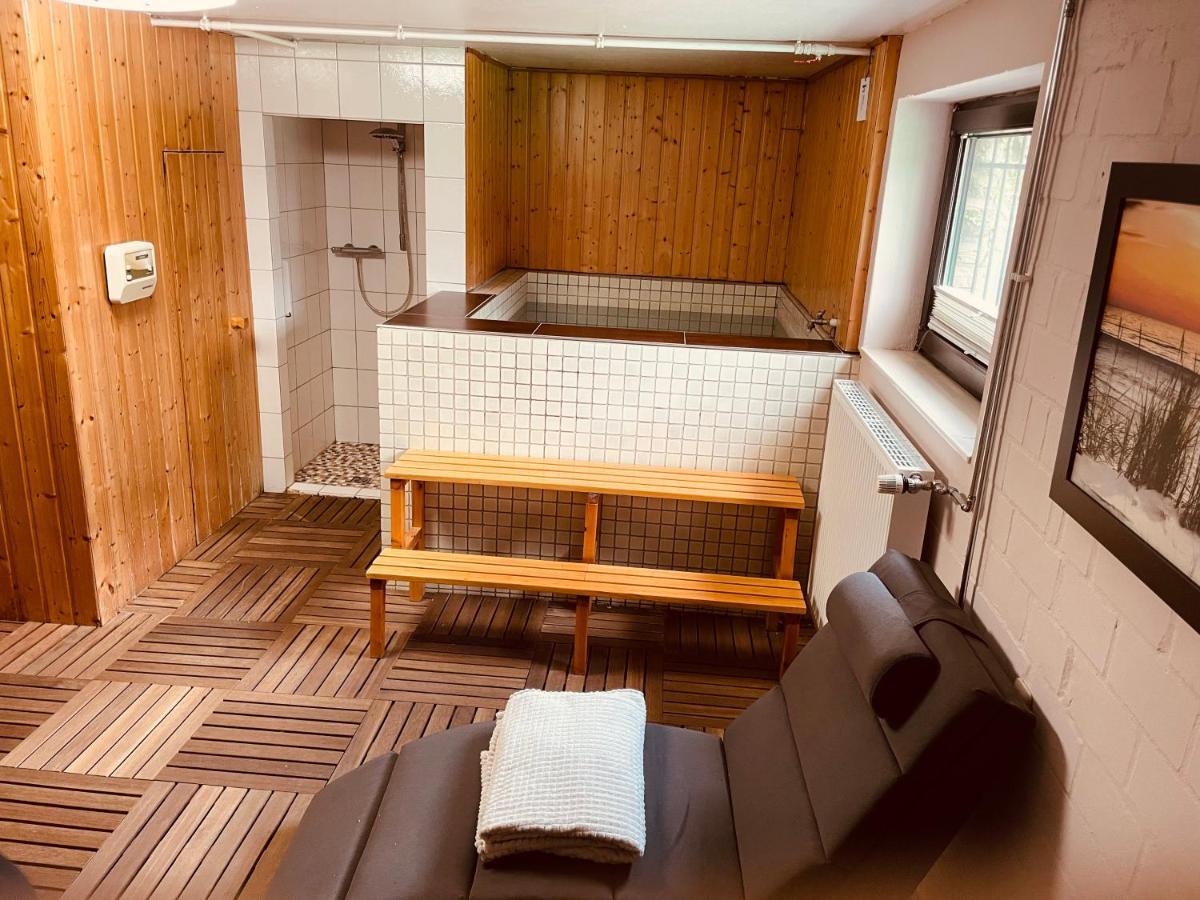 Stylisches Modernes Apartment, Sauna Und Wellness Top Lage Lubbecke Exterior photo
